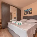 Penthouse M&j * Sukošan