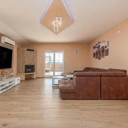 Penthouse M&j Daire