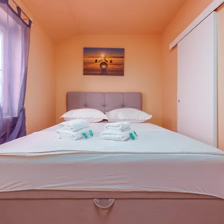 Appartement Penthouse M&j Sukošan