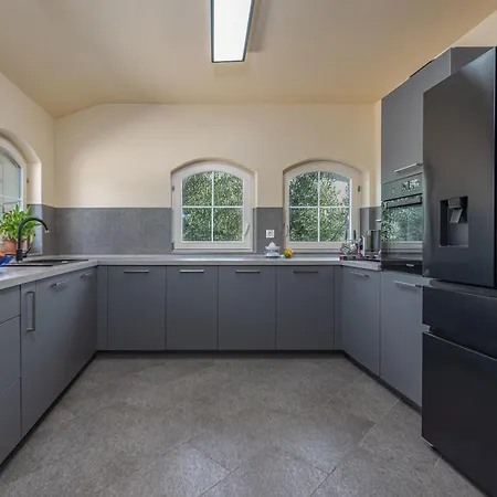 Penthouse M&j Appartement Sukošan